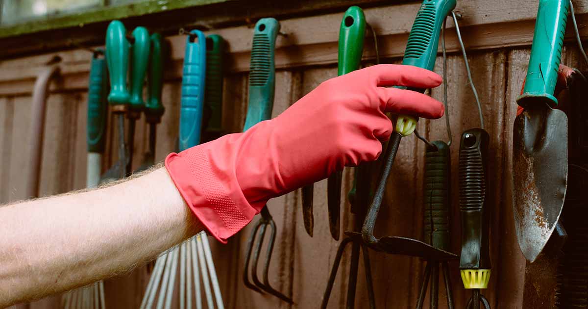 How to Maintain Your Garden Hand Tools